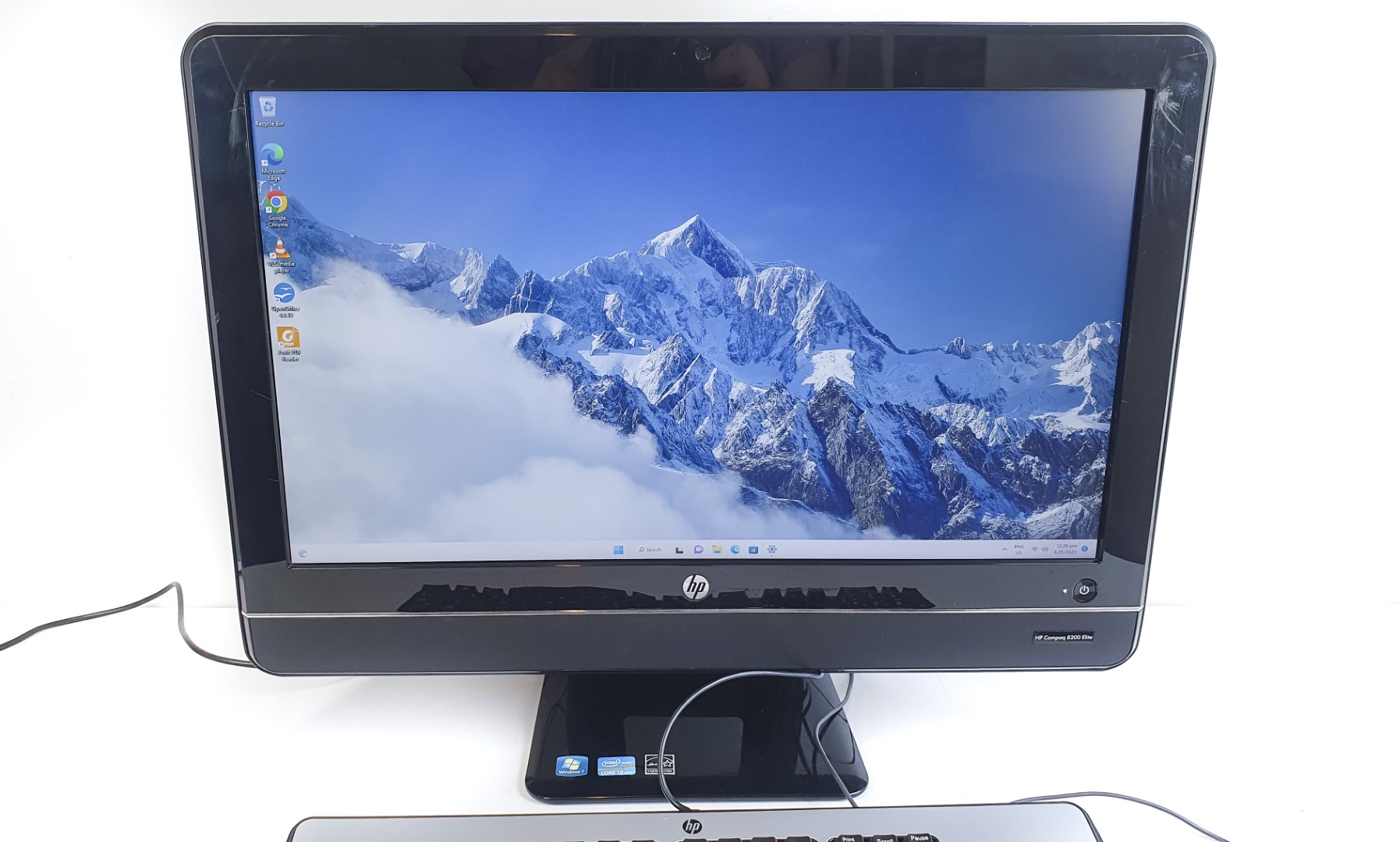 HP Compaq 8200 Elite All-in-One PC - i5, 8GB RAM, 500GB HDD